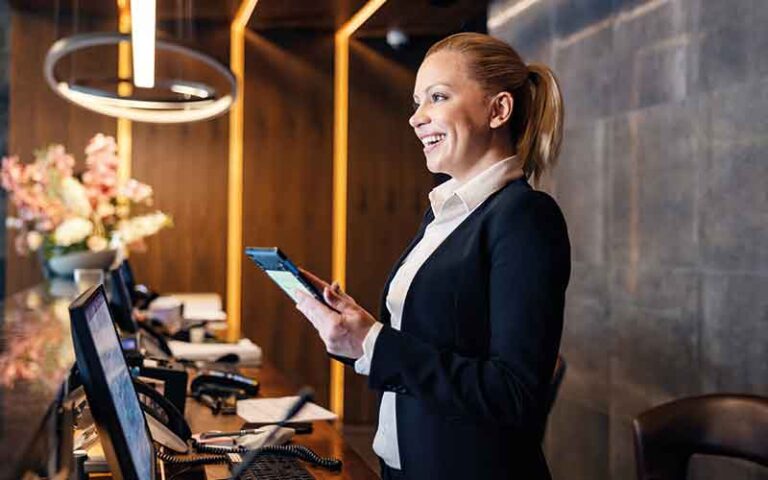 Fidéliser vos clients : Stratégies relations clients pour les indépendants