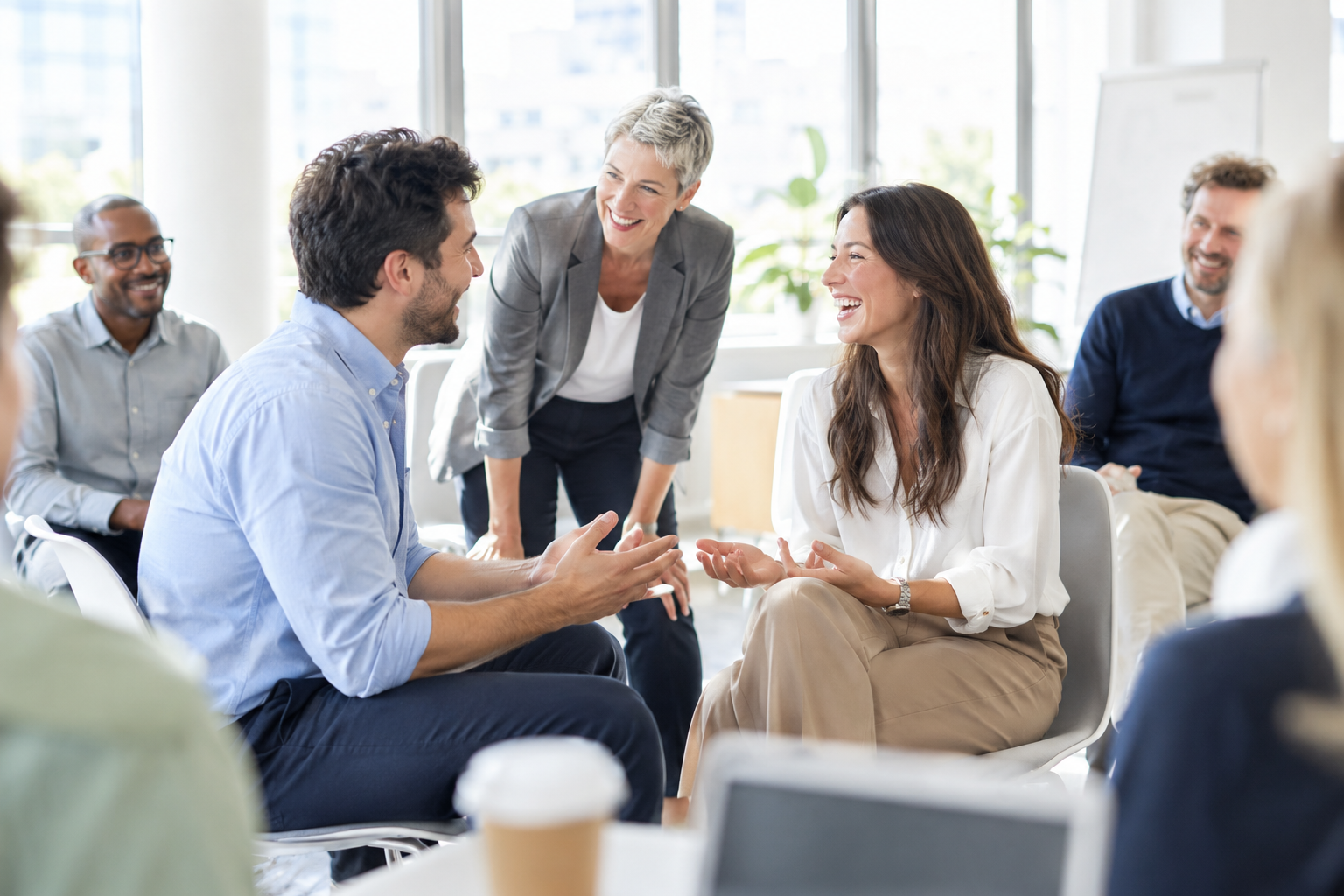 Mise en situation pendant une formation, participants en jeu de rôle